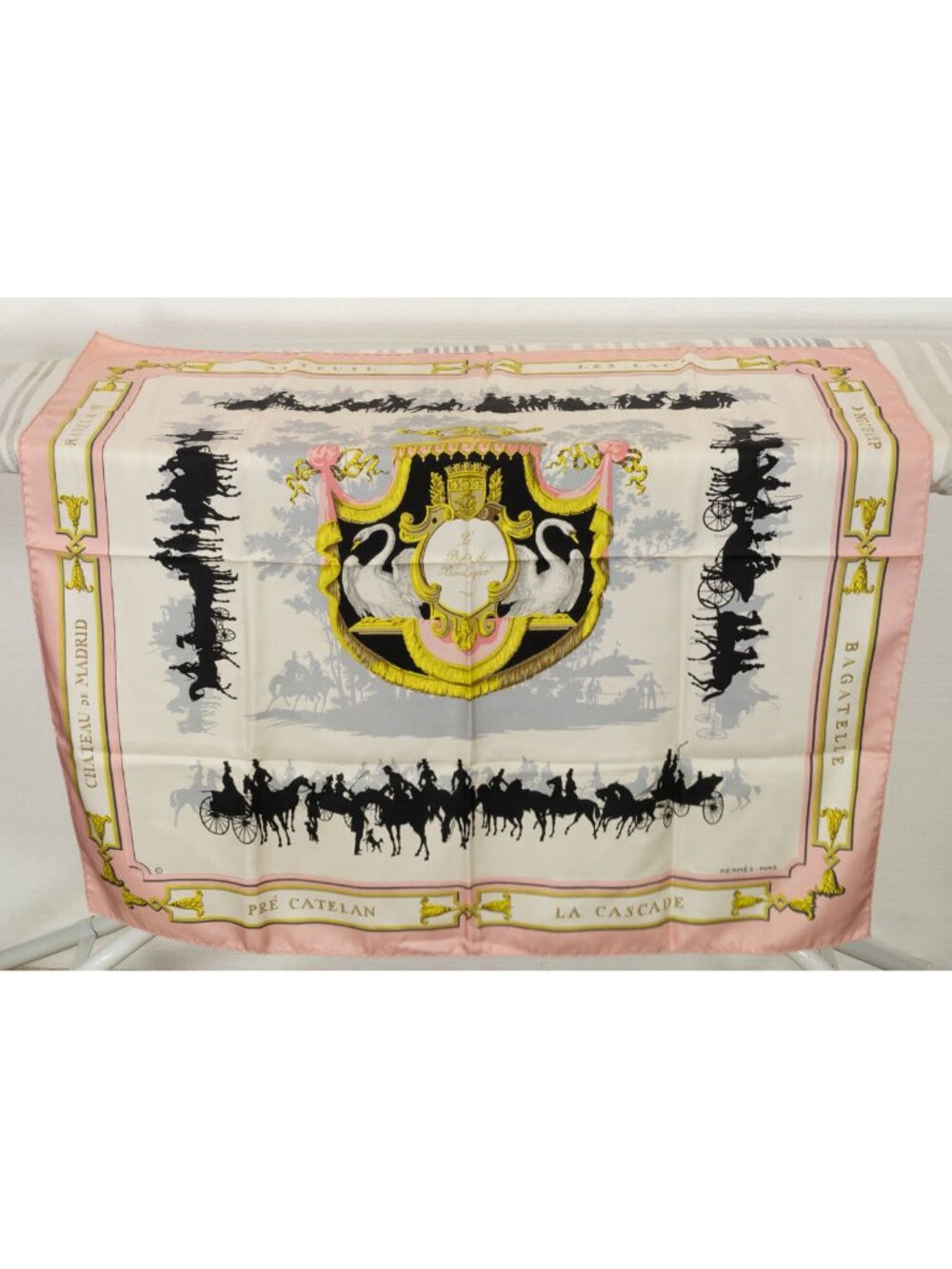 Hermes 1957 Rare "Le Bois De Boulogne" Silk Twill Carré Scarf by Hugo Grygkar - Picture 8 of 9